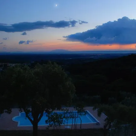 Villa Camilla Couette-café